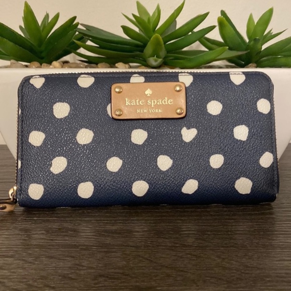 🤍firm price 🤍Kate spade wallet